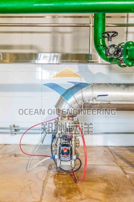 Pabrik Fraksinasi Minyak API 650 Dengan Suhu 250 ℃ Dan Tinggi Nozzle 3m