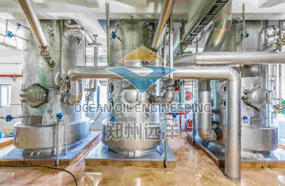Pabrik Fraksinasi Minyak API 650 Dengan Suhu 250 ℃ Dan Tinggi Nozzle 3m